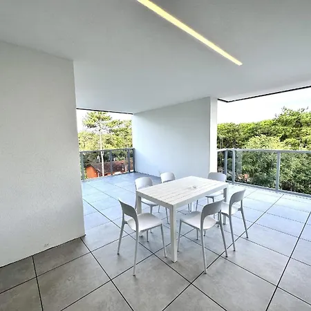 Apartamento Ferienwohnung Fuer 12 Personen Ca 100 Qm In Bibione, Adriakueste Italien Und Umgebung - B53840 Bibione